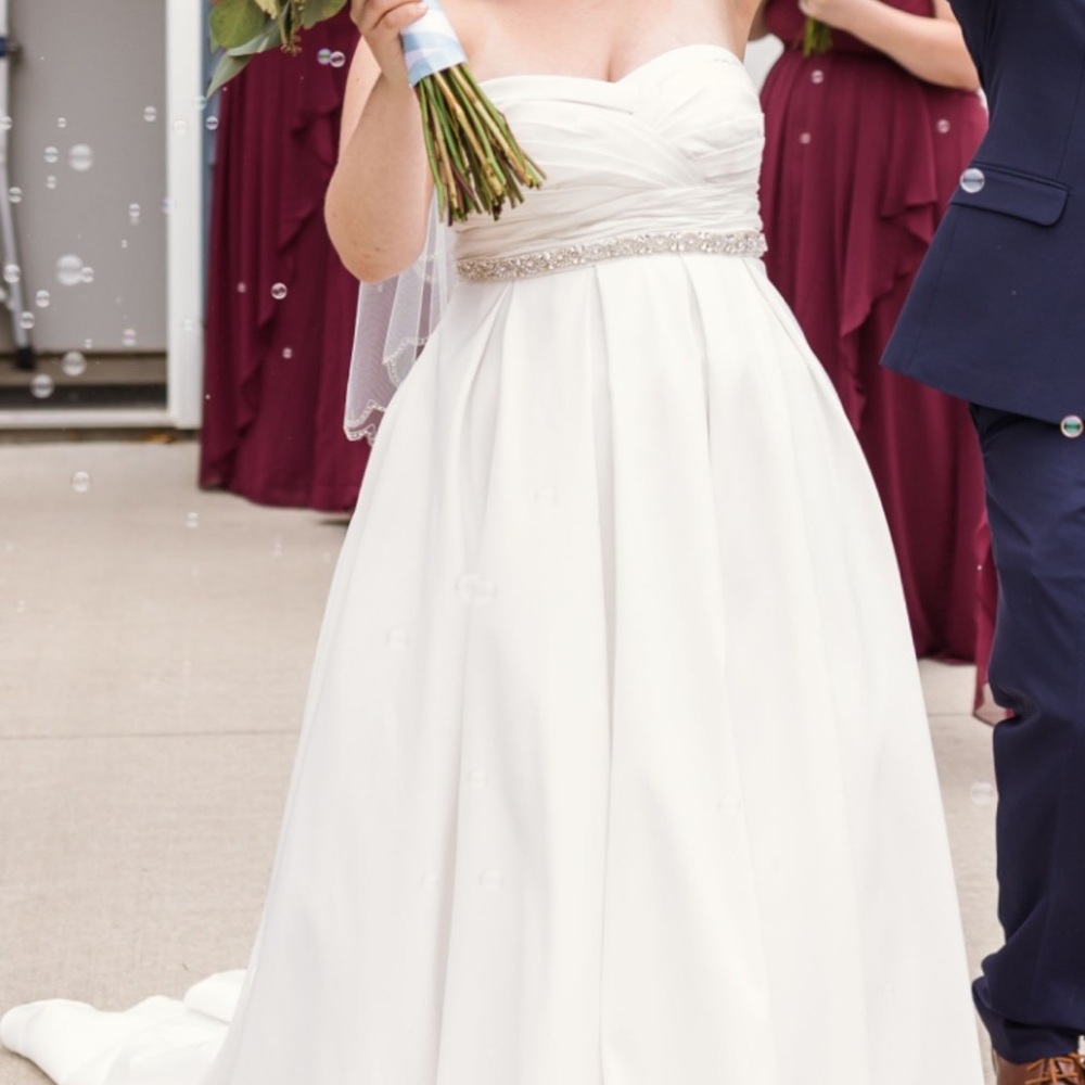 David’s Bridal Elegant White Strapless Wedding Dress with Beaded Waistband